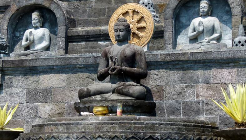 Buddhist Retreats in Bali