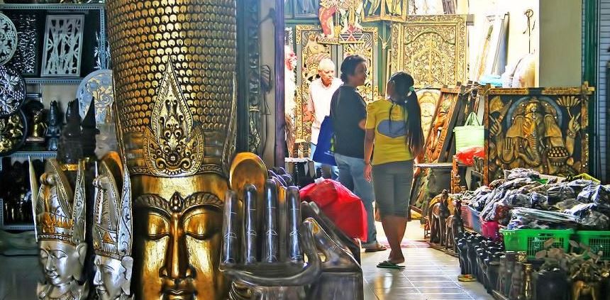 Bali Shopping and Souvenir Hunting for Honeymooners